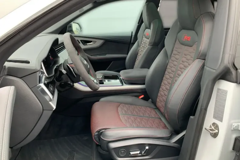 Audi RSQ8 din 2024 cu 15.100 km - oferta AUD117430 - foto 8