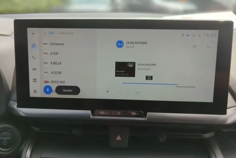 Toyota C-HR din 2024 cu 3.295 km - oferta TOY117457 - foto 13