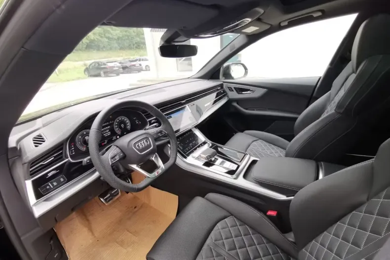 Audi Q8 din 2025 cu 1.000 km - oferta AUD117463 - foto 8