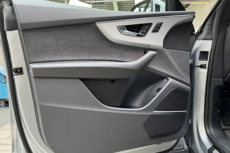 Audi Q8 din 2025 cu 100 km - oferta AUD117465 - foto 7