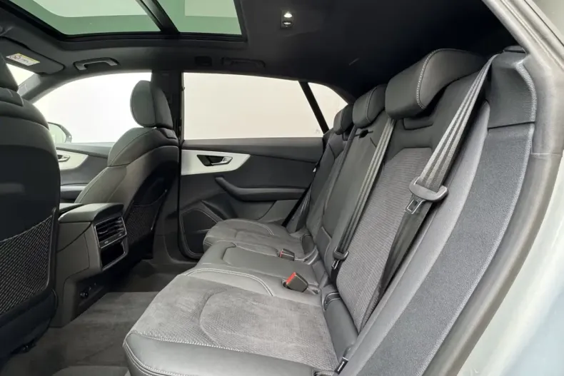 Audi Q8 din 2025 cu 100 km - oferta AUD117465 - foto 12