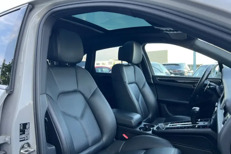 Porsche Macan din 2022 cu 31.600 km - oferta POR117466 - foto 14