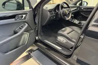 Porsche Macan din 2022 cu 39.800 km - oferta POR117467 - foto 3