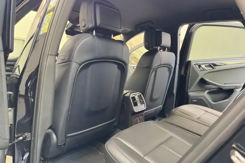 Porsche Macan din 2022 cu 39.800 km - oferta POR117467 - foto 10