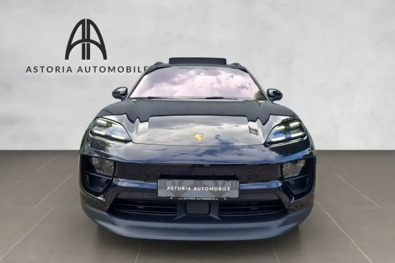 Porsche Macan din 2024 cu 12.002 km - oferta POR117468 - foto 2