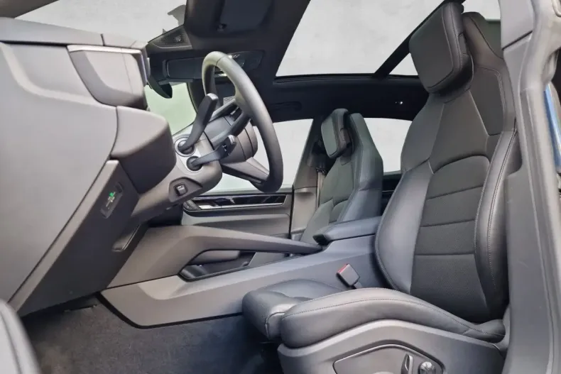 Porsche Macan din 2024 cu 12.002 km - oferta POR117468 - foto 5