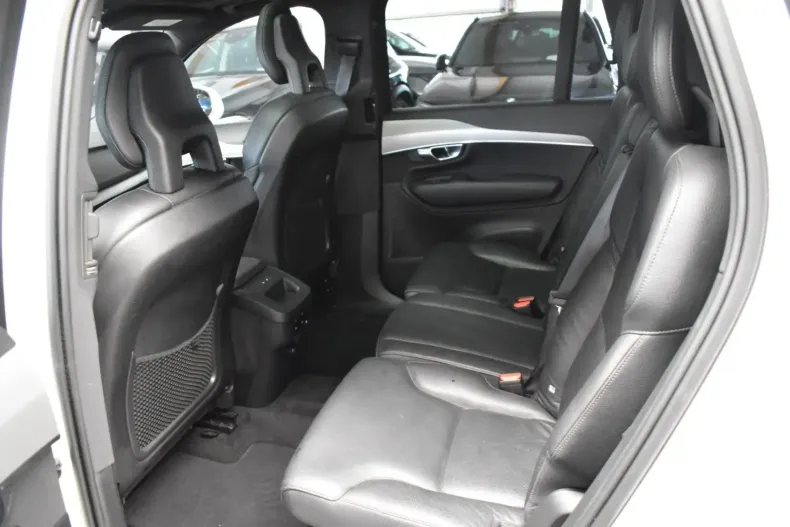 Volvo XC90 din 2020 cu 99.100 km - oferta VOL117472 - foto 12