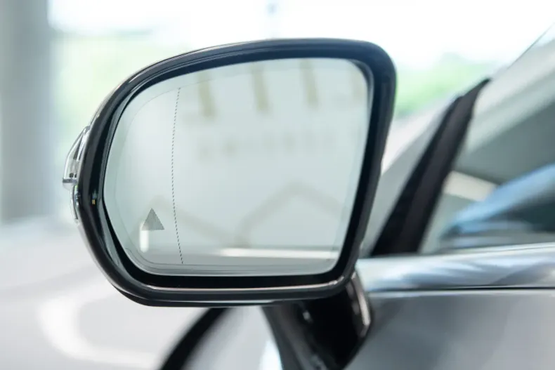 Mercedes-Benz E 400 din 2022 cu 60.883 km - oferta MER117480 - foto 9