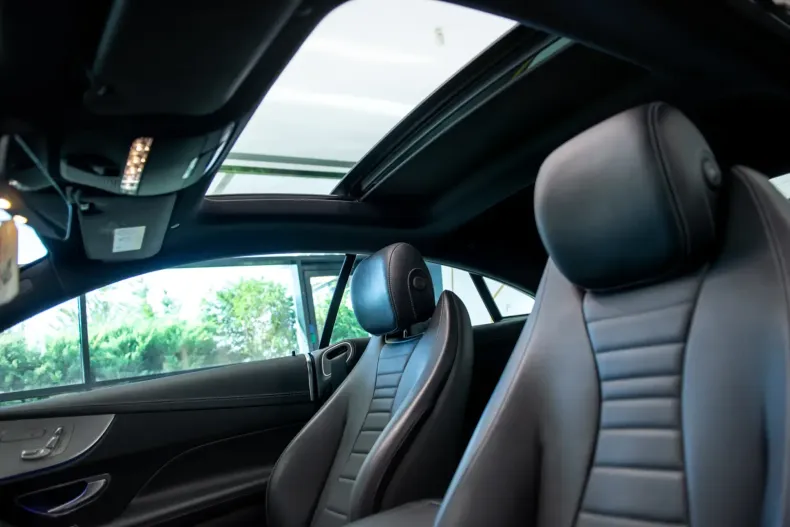 Mercedes-Benz E 400 din 2022 cu 60.883 km - oferta MER117480 - foto 11