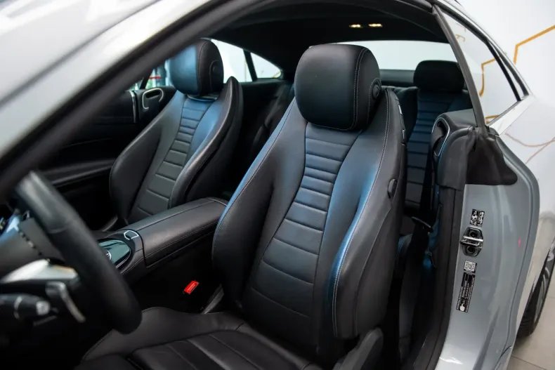 Mercedes-Benz E 400 din 2022 cu 60.883 km - oferta MER117480 - foto 12