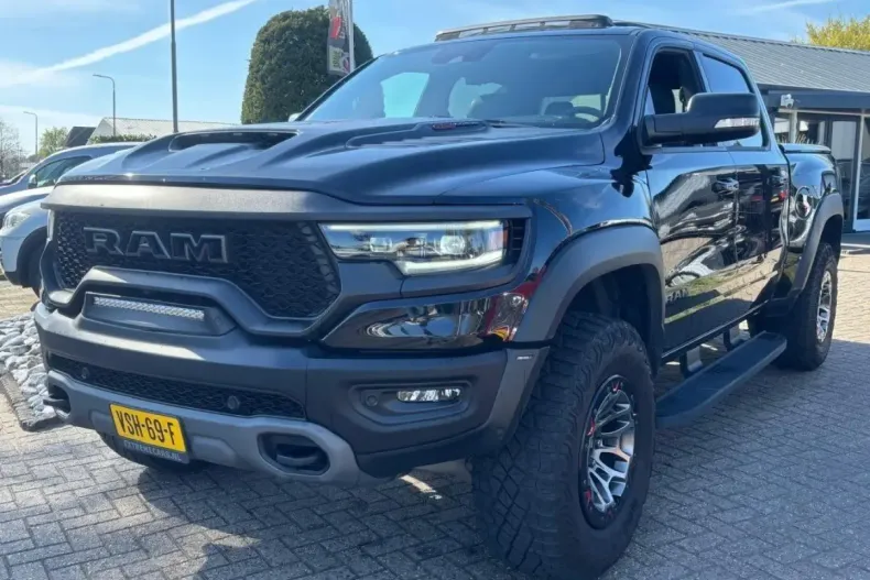 Dodge RAM din 2023 cu 26.901 km - oferta DOD117485 - foto 1