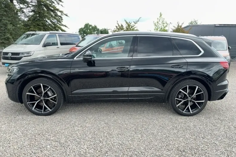 Volkswagen Touareg din 2023 cu 27.700 km - oferta VOL117488 - foto 2