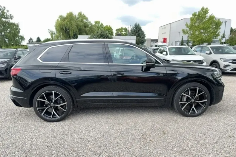 Volkswagen Touareg din 2023 cu 27.700 km - oferta VOL117488 - foto 6