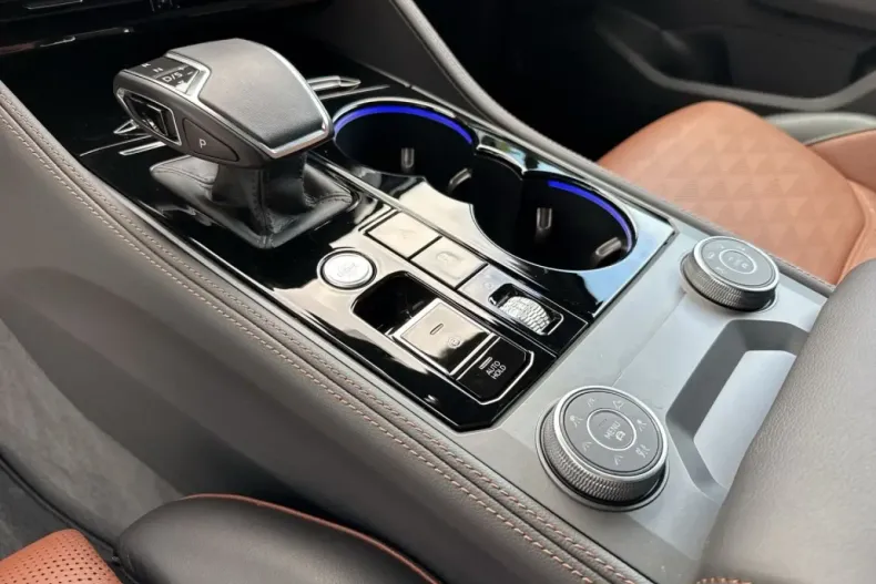 Volkswagen Touareg din 2023 cu 27.700 km - oferta VOL117488 - foto 10