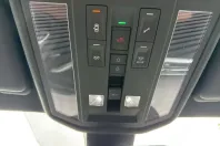 Volkswagen Touareg din 2023 cu 27.700 km - oferta VOL117488 - foto 17