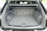 Volkswagen Touareg din 2023 cu 27.700 km - oferta VOL117488 - foto 18