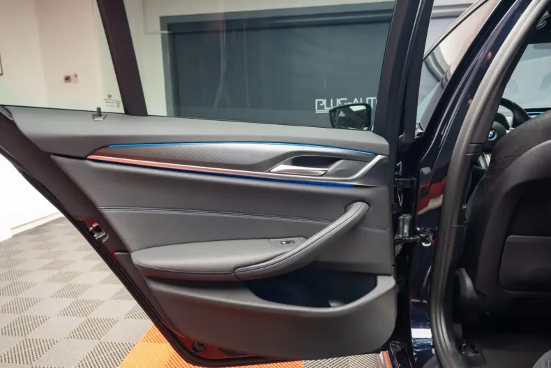 BMW 530 din 2021 cu 58.481 km - oferta BMW117489 - foto 26