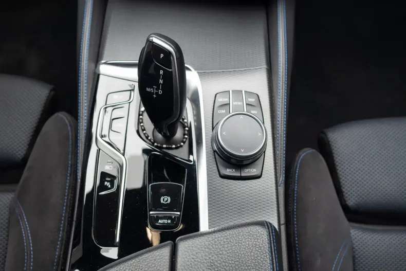 BMW 530 din 2021 cu 58.481 km - oferta BMW117489 - foto 30