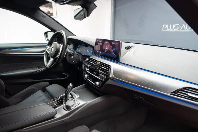 BMW 530 din 2021 cu 58.481 km - oferta BMW117489 - foto 33