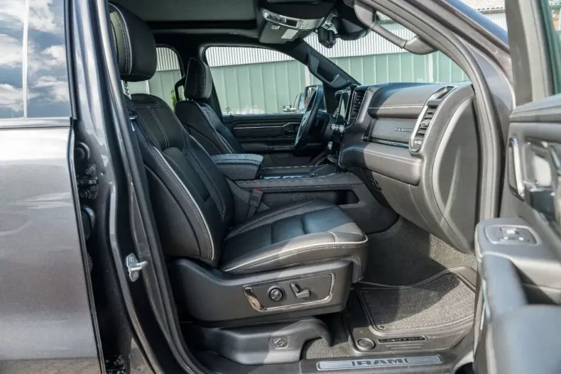 Dodge RAM din 2023 cu 10.200 km - oferta DOD117498 - foto 16