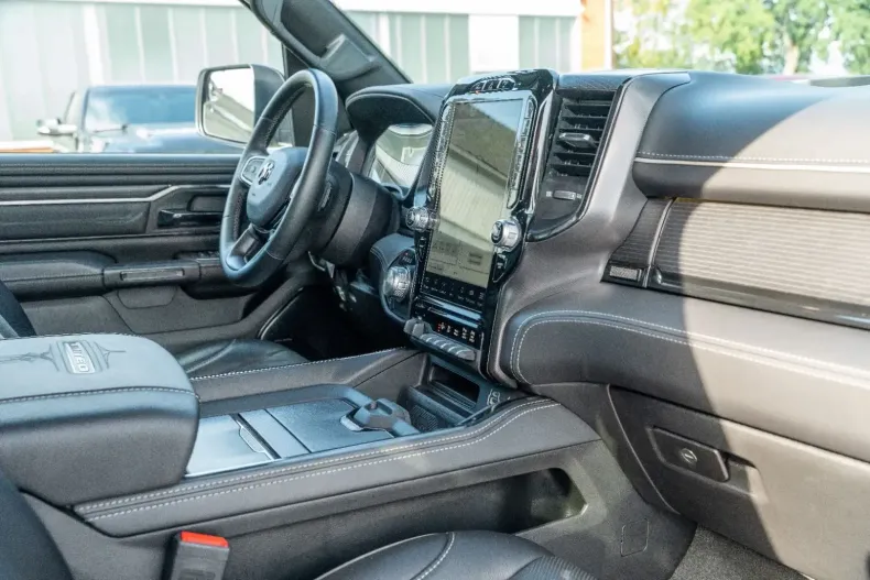 Dodge RAM din 2023 cu 10.200 km - oferta DOD117498 - foto 17