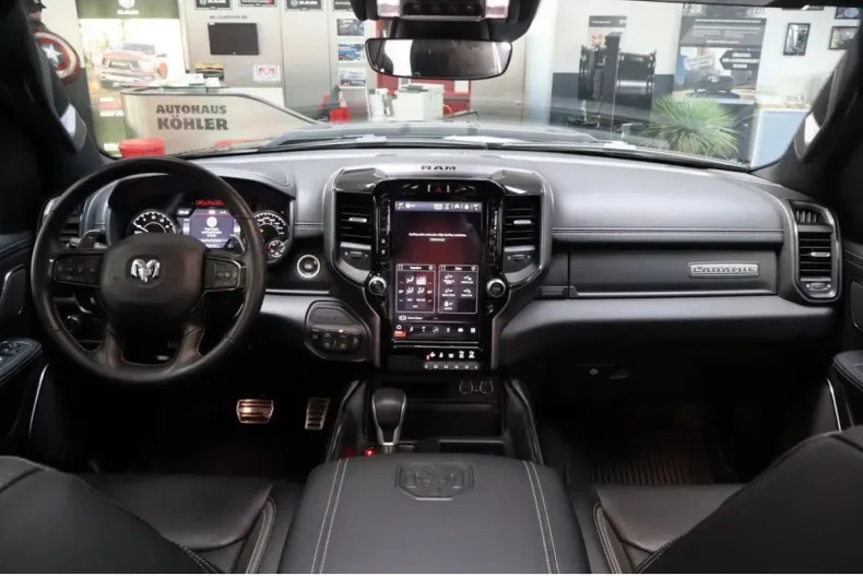 Dodge RAM din 2023 cu 12.160 km - oferta DOD117499 - foto 2