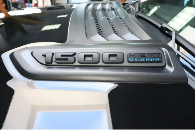 Dodge RAM din 2023 cu 12.160 km - oferta DOD117499 - foto 40