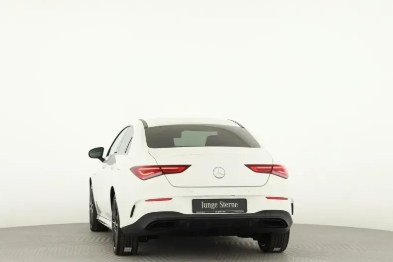 Mercedes-Benz CLA 250 din 2021 cu 51.682 km - oferta MER117514 - foto 4