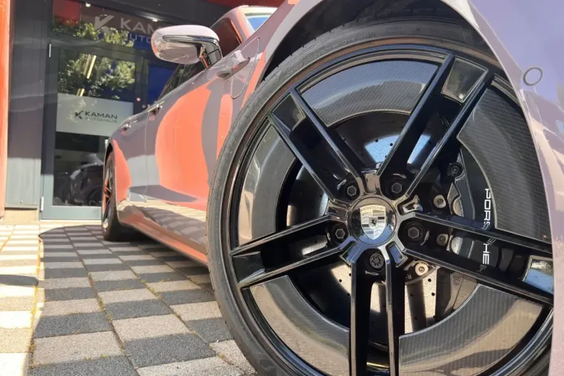 Porsche Taycan din 2024 cu 2.100 km - oferta POR117517 - foto 24