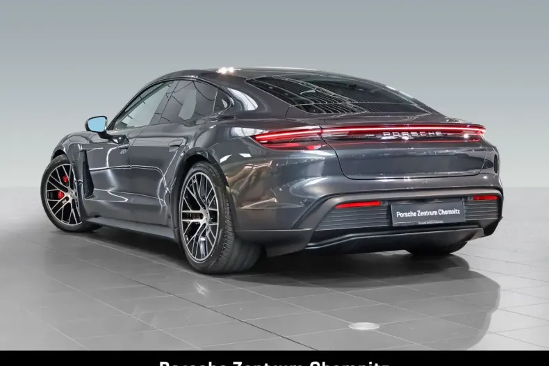 Porsche Taycan din 2024 cu 13.290 km - oferta POR117518 - foto 3