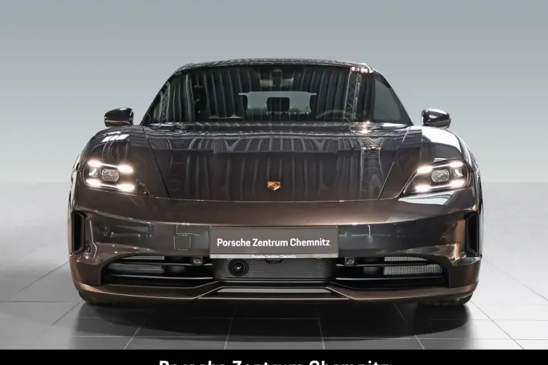 Porsche Taycan din 2024 cu 13.290 km - oferta POR117518 - foto 4