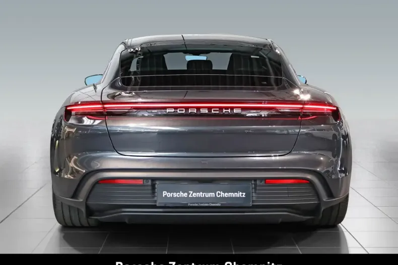 Porsche Taycan din 2024 cu 13.290 km - oferta POR117518 - foto 5