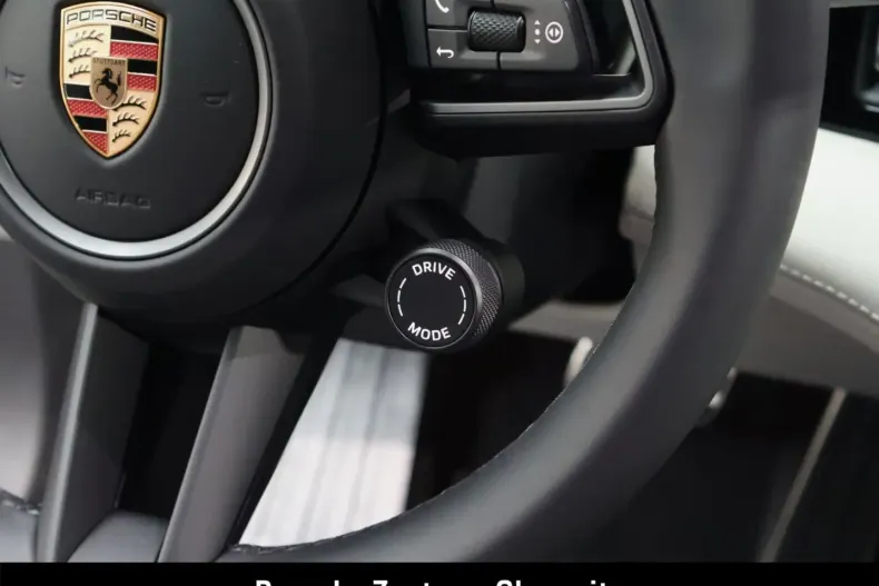 Porsche Taycan din 2024 cu 13.290 km - oferta POR117518 - foto 23