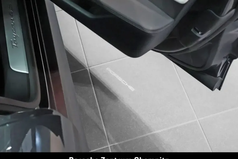 Porsche Taycan din 2024 cu 13.290 km - oferta POR117518 - foto 32