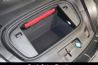 Porsche Taycan din 2024 cu 13.290 km - oferta POR117518 - foto 37