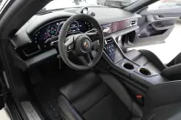 Porsche Taycan din 2024 cu 11.500 km - oferta POR117521 - foto 5