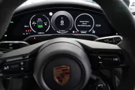 Porsche Taycan din 2024 cu 11.500 km - oferta POR117521 - foto 6