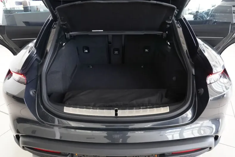 Porsche Taycan din 2024 cu 11.500 km - oferta POR117521 - foto 10