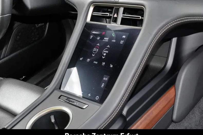 Porsche Taycan din 2023 cu 8.729 km - oferta POR117522 - foto 14