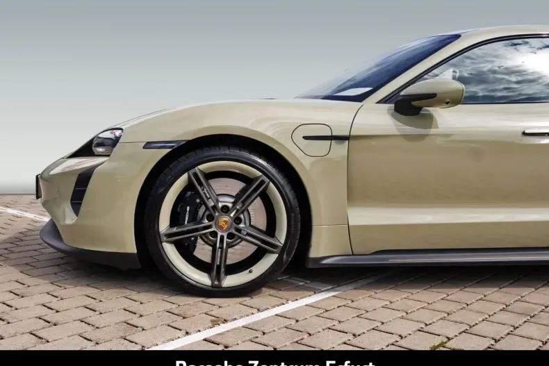 Porsche Taycan din 2023 cu 8.729 km - oferta POR117522 - foto 25