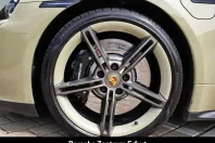 Porsche Taycan din 2023 cu 8.729 km - oferta POR117522 - foto 26