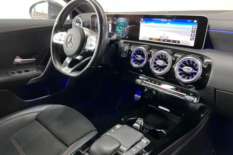 Mercedes-Benz CLA 200 din 2020 cu 87.000 km - oferta MER117524 - foto 17