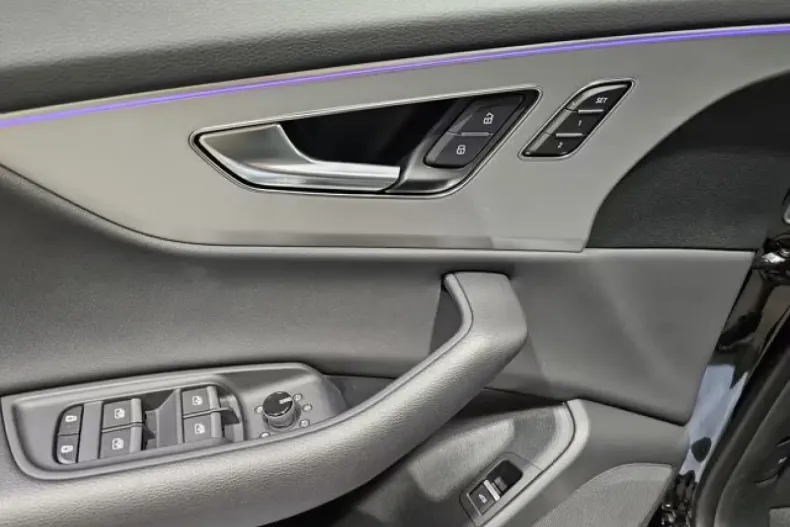 Audi Q8 din 2024 cu 4.910 km - oferta AUD117528 - foto 2