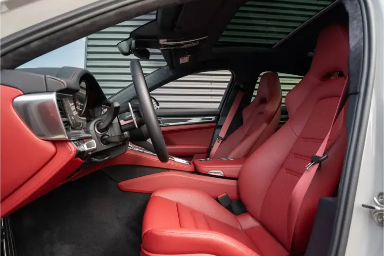 Porsche Panamera din 2024 cu 9.999 km - oferta POR117530 - foto 8