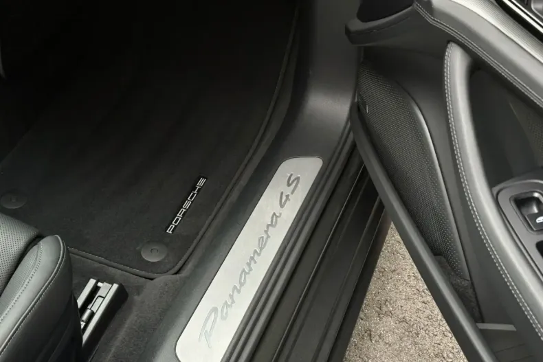 Porsche Panamera din 2024 cu 13.050 km - oferta POR117531 - foto 26