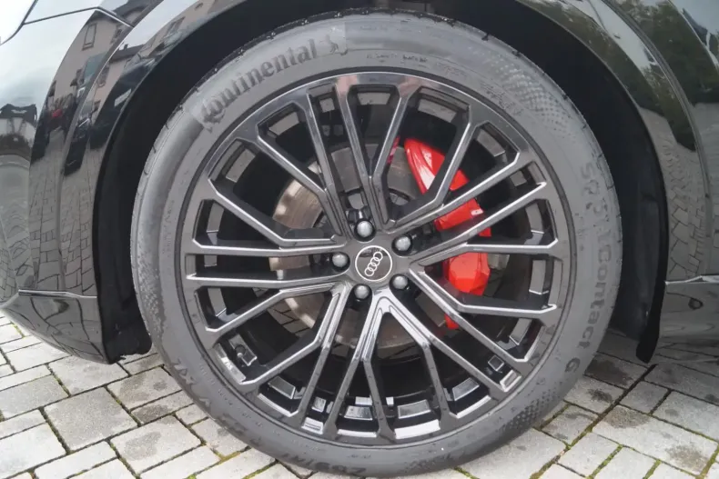 Audi Q8 din 2025 cu 10 km - oferta AUD117533 - foto 4