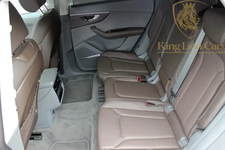 Audi Q8 din 2023 cu 6.568 km - oferta AUD117541 - foto 7