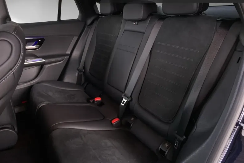 Mercedes-Benz GLC 300 din 2023 cu 3.430 km - oferta MER117547 - foto 9