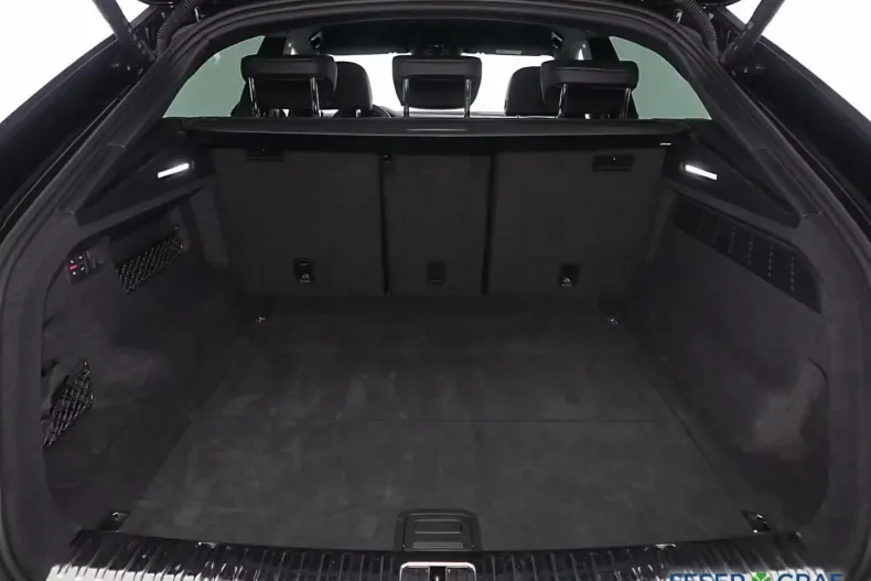 Audi Q8 din 2024 cu 4.639 km - oferta AUD117549 - foto 8