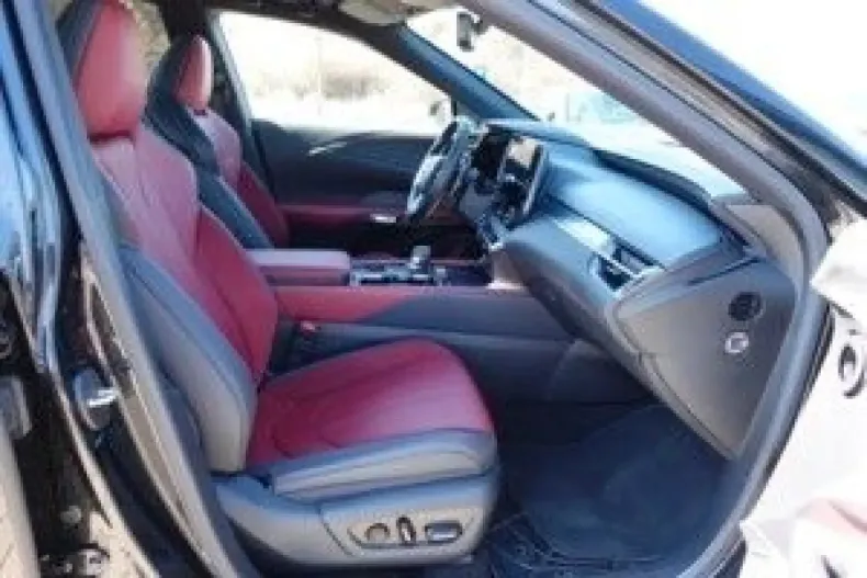 Lexus RX 500 din 2023 cu 41.860 km - oferta LEX117554 - foto 12